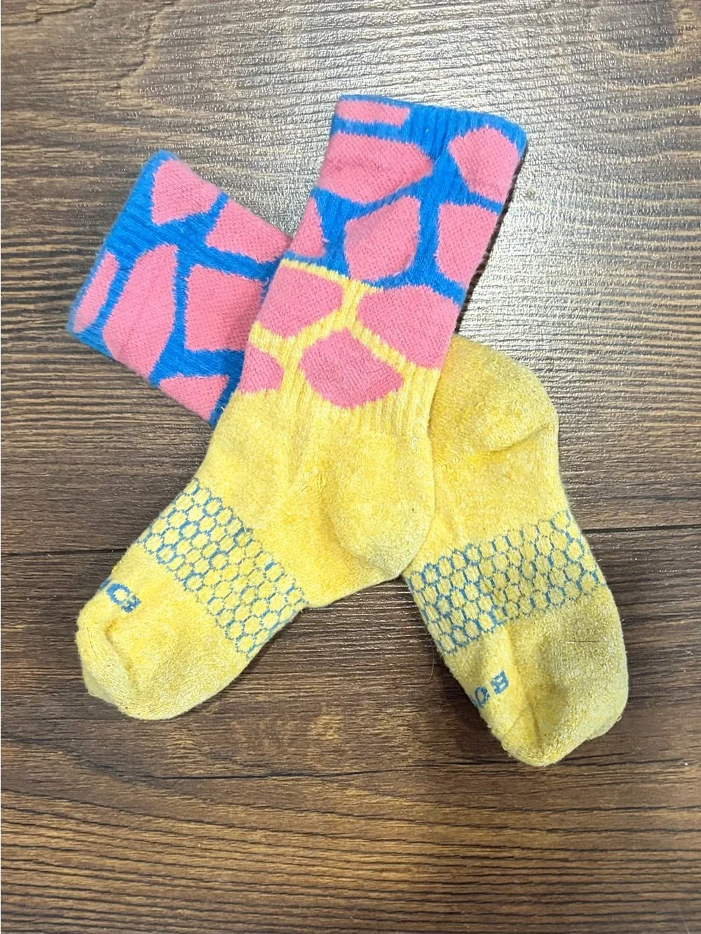 Bombas Set of 4 Pair Crew Sock, Various Colors, Size Youth (6-10 years)